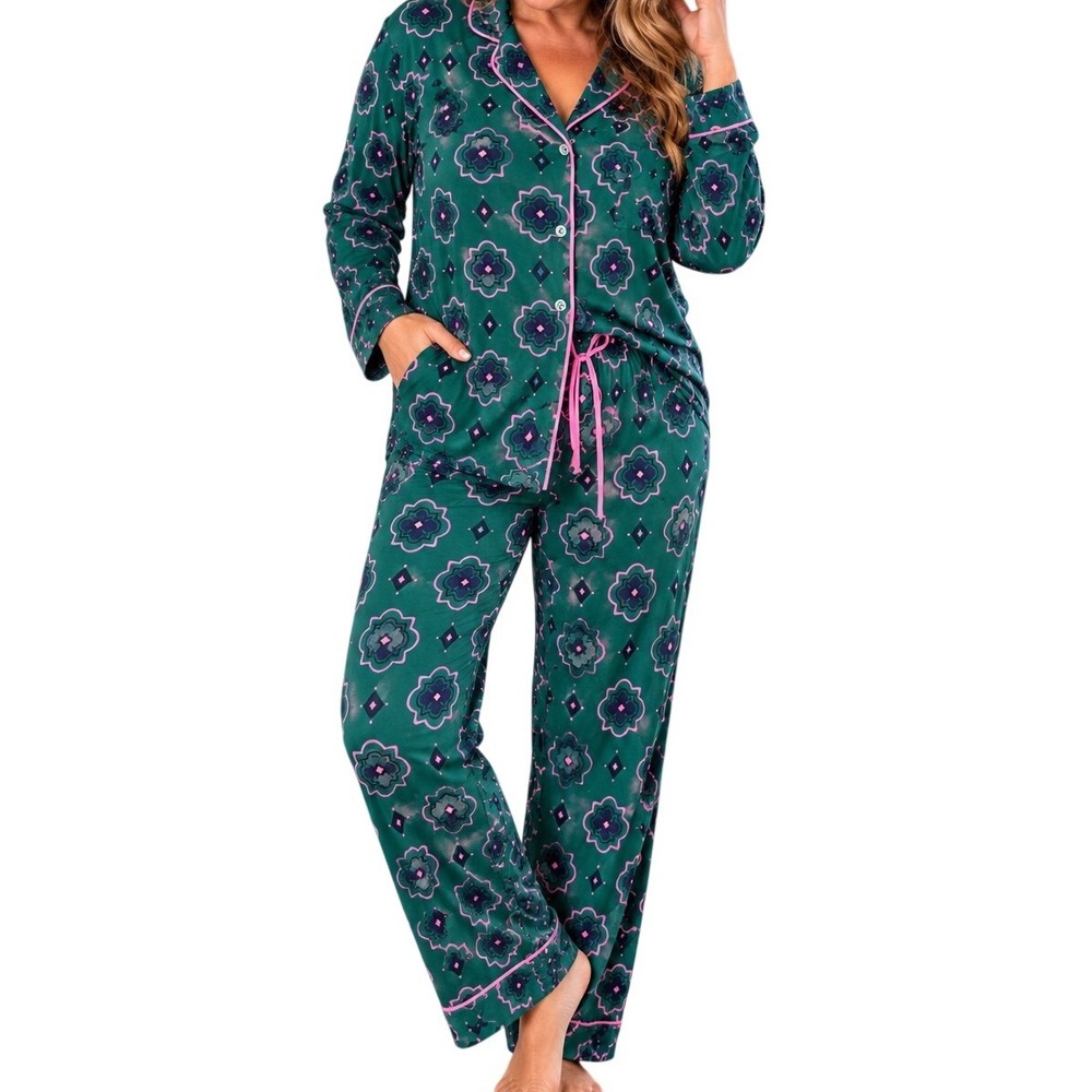 Room Service Womens XXL Pajama Set Green Pink Medallion Print Long Sleeve PJs